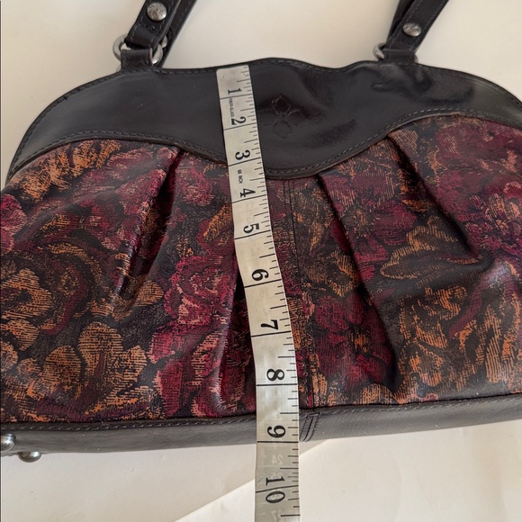 Patricia Nash Macellara Vintage Floral
Brocade Oval Leather Satchel Shoulder Bag - Picture 9 of 9